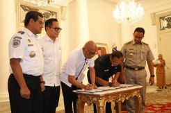 Integrasi KAI dan MRT, Anies Harapkan Warga Mudah Beralih Transportasi
