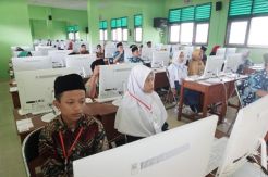 Kemenag Geser Materi Khilafah dari Mata Pelajaran Fikih ke Sejarah