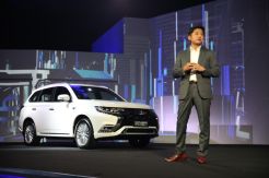 Mitsubishi Persembahkan Outlander PHEV Sebagai Unit Tanggap Darurat