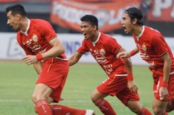 Lini Belakang Persija Keropos Saat Jamu Madura United