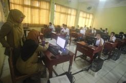Menteri Nadiem Makarim: UN Tidak Dihapus