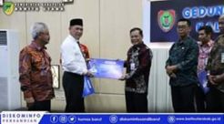 Pemkab Barut Terima Alat Pendukung Utama dari BSSN