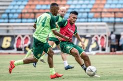 Aji Santoso Ubah Susunan Pemain Persebaya vs Persija