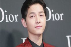 Song Joong Ki Bakal Tinggalkan Blossom Entertainment