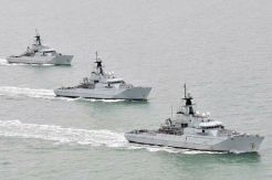 Ancaman Iran Belum Hilang, Inggris Pertahankan Militernya di Teluk