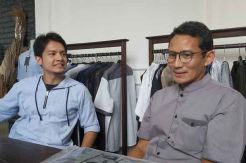 Sandi Bangga Produksi Busana Muslim Artis Dimas Seto