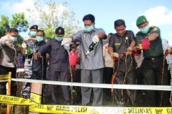 Polres Kepulauan Sangihe Musnahkan Ribuan Botol Miras dan Puluhan Pucuk Senpi