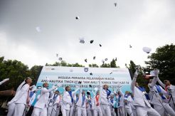 SMK Wisudha Karya Hasilkan Lulusan Perdana Perwira Pelayaran Niaga Tingkat IV