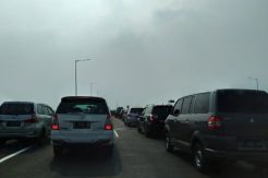 Pemudik Nataru Bergerak ke Luar Jakarta,  Tol Japek Mulai Padat