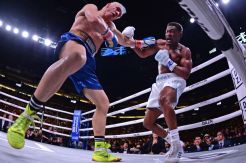 Setelah Patahkan Hidung Julio Cesar Chavez Jr, Jacobs Incar Golovkin