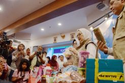 BPOM Keluhkan Pemda Takut Hukum Distributor Nakal