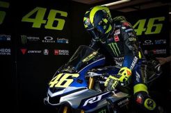 Jika Tidak Kompetitif, Rossi Tolak Perbarui Kontrak