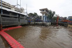Diguyur Hujan Sejak Malam, Pantauan Pintu Air Manggarai Masih Normal