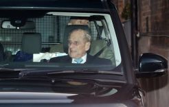 Pangeran Philip Tinggalkan Rumah Sakit untuk Rayakan Natal