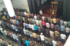 Ratusan ASN Bekasi Laksanakan Salat Gerhana Matahari