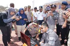 Kapolda Kepri Tinjau Langsung Warga yang Saksikan Gerhana Matahari Cincin