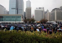 Hong Kong Tutup 2019 dengan Protes, Buka 2020 dengan Pawai Besar