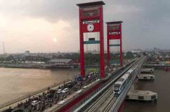 Ditutup Pukul 22.00 WIB, Malam Tahun Baru Tak Ada Kembang Api di Jembatan Ampera