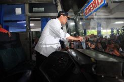 Pantau Arus Balik Nataru, Menhub Kunjungi Terminal Pekalongan