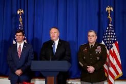 Pompeo Tunda Kunjungan ke Ukraina untuk Fokus Situasi di Irak