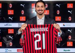 Kembali Gabung Milan, Ibrahimovic Tersenyum Dapat Nomor Punggung 21