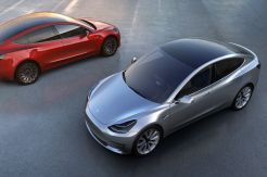 Penjualan Naik 50% di 2019, Saham Tesla Capai Harga Tertinggi