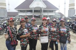 Artis dan Laskar Merah...