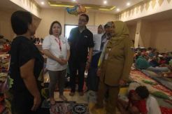 MNC Peduli dan Lotte Mart Salurkan Bantuan ke 4 Pengungsian Korban Banjir