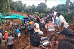 112 KK Korban Banjir Sangihe Tinggal di Pengungsian, 76 Rumah Rusak