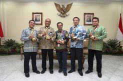 Pembangkit PLN Raih 5 Proper Emas dan 16 Proper Hijau di 2019
