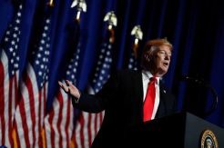 Trump Pilih Sanksi sebagai Respon Balasan Atas Serangan Iran