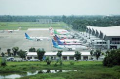 Cuaca Buruk, Penerbangan di Bandara Sultan Hasanuddin Makassar Dialikan dan RTB