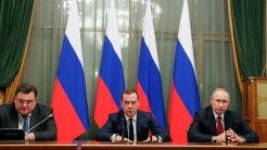 Mengejutkan, Perdana Menteri Rusia Mundur Demi Ambisi Putin