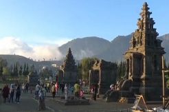 Ternyata Pengukuhan Raja Agung Sejagat dilakukan di Kompleks Candi Dieng