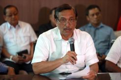 Luhut Menilai Ada Permainan...
