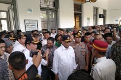 Jalur KA Rangkasbitung-Merak Persingkat Waktu Tempuh Jakarta-Merak