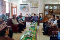 Ulayat di NTT Dukung Jokowi Bangun Pelabuhan Peti Kemas