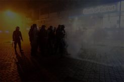 Demonstran Bentrok dengan Polisi di Beirut