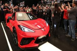 Chevrolet Corvette Stingray Buatan Pertama Terjual Rp41 Miliar