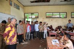 Syaikhu Minta Pemerintah Segera Perbaiki Sekolah Rusak di Bekasi