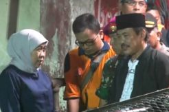 Gubernur Jatim Bersih-bersih Sungai Buntung, Temukan Ular Piton