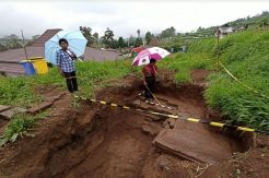 BPCB: Temuan Struktur Bebatuan di Dieng bagian dari Candi Kuno