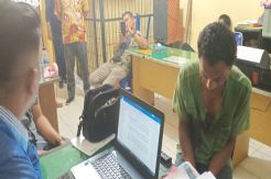 Tusuk Ibu Rumah Tangga Pemilik Toko, Perampok Jadi Bulan-bulanan Warga