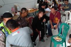 Johny Indo Meninggal Dunia di Pelukan Istri