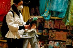 Hong Kong Larang Pengunjung dari Provinsi Sumber Virus Corona