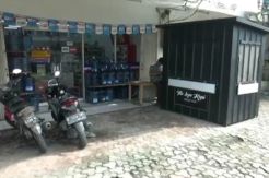 Terekam CCTV, Maling Gasak Motor Sport di Minimarket