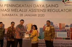 BPOM Beri Lima Industri...