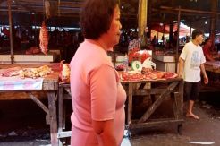 Tak Terpengaruh Virus Corona, Pasar Ekstrim Tomohon Tetap Berjalan Normal