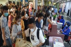 Ratusan Wisatawan Asal China Dipulangkan dari Kepulauan Riau