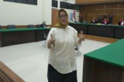 Mantan Dirut RSU Tangsel Divonis 2,6 Tahun Penjara, Keluarga Tepuk Tangan